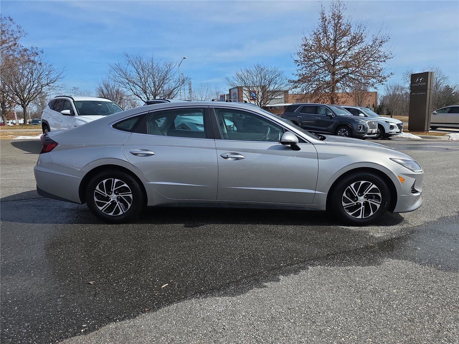 Used 2021 Hyundai Sonata Blue image 3