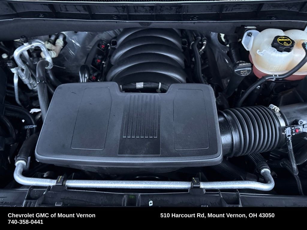 Used 2024 Chevrolet Tahoe Z71 w/ Luxury Package image 25