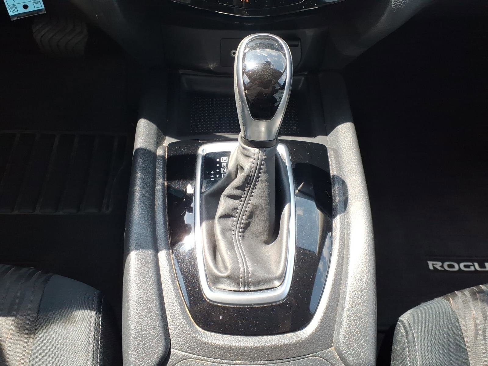 Used 2019 Nissan Rogue S w/ Special Edition Package AWD/4WD image 14