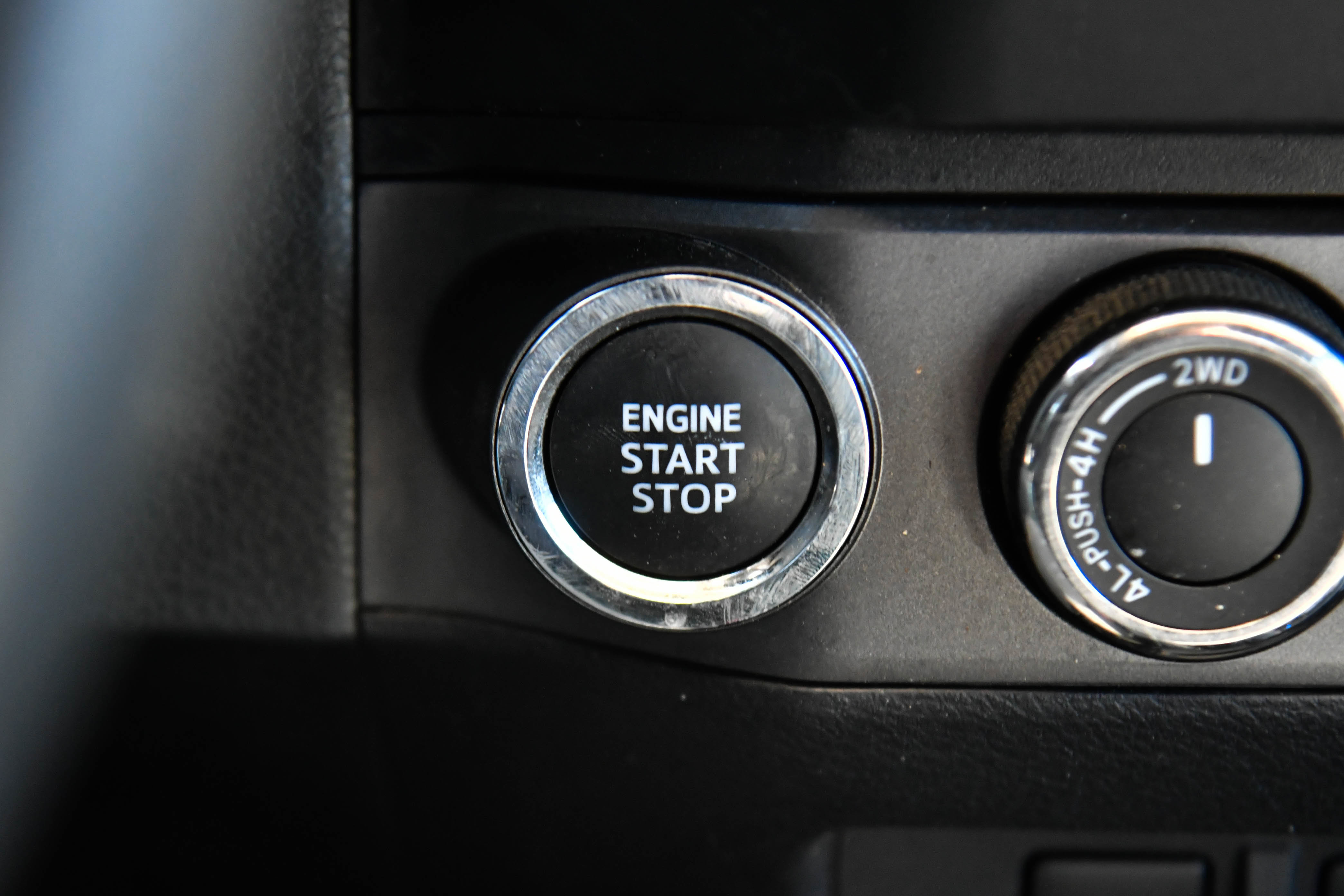 Used 2023 Toyota Tacoma TRD Off-Road w/ Technology Package AWD/4WD image 27
