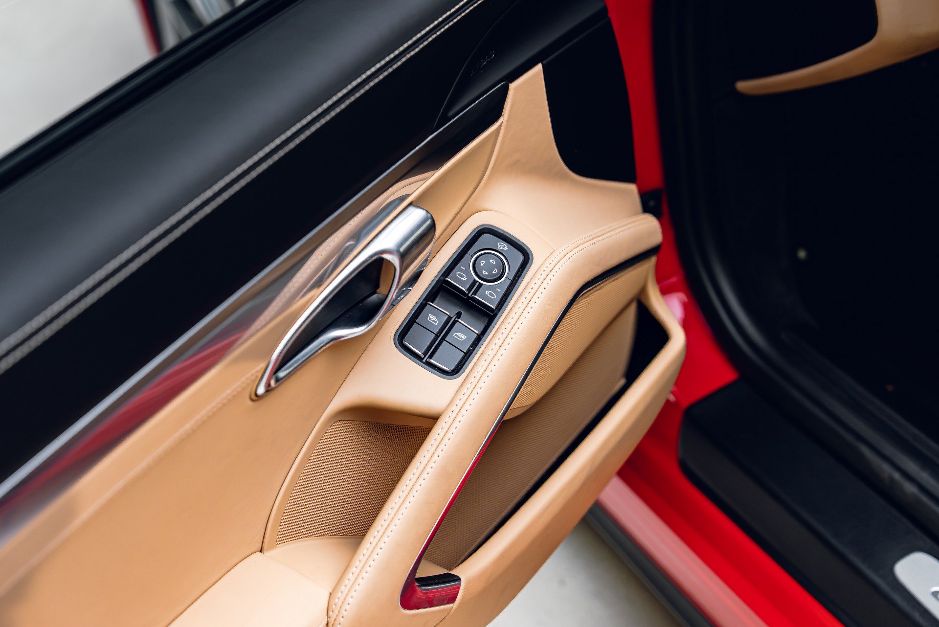 Used 2019 Porsche 911 Targa 4S AWD/4WD image 38