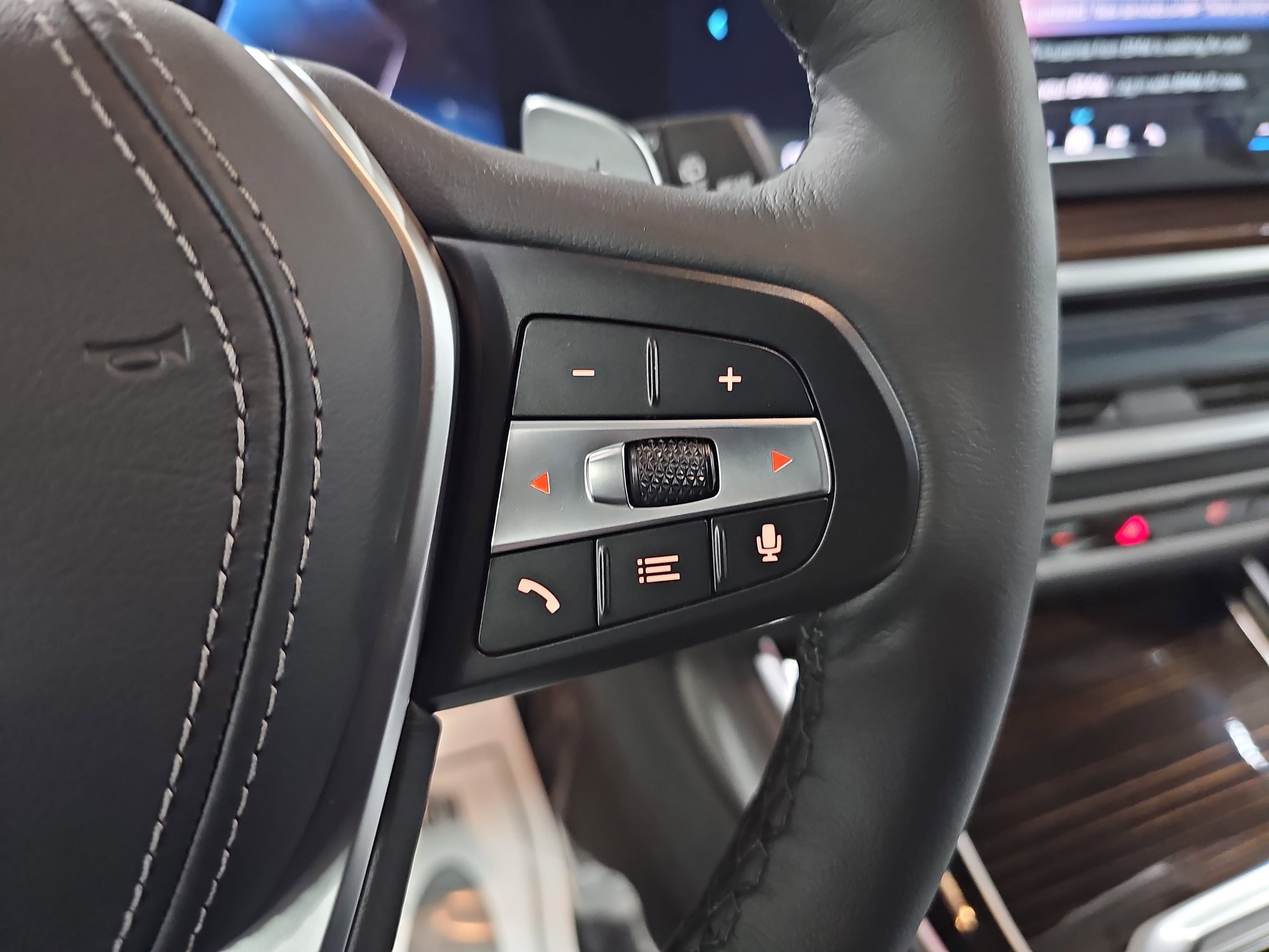 New 2026 BMW X5 xDrive40i w/ Climate Comfort Package image 18