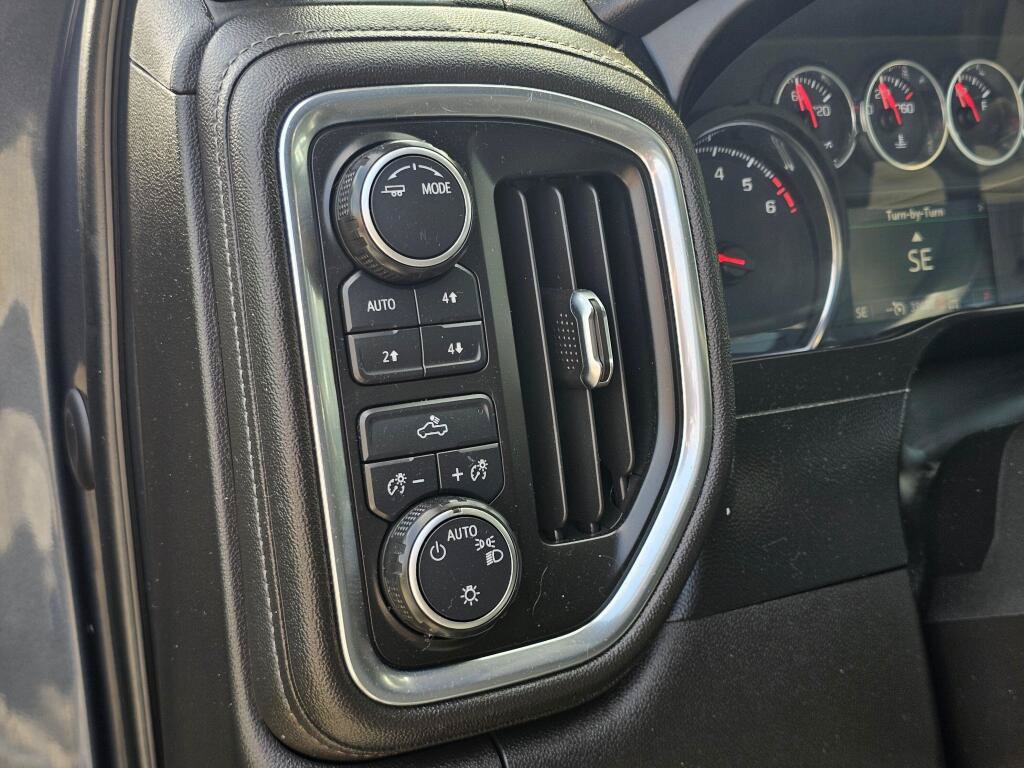 Used 2021 Chevrolet Silverado 1500 LT w/ Z71 Off-Road Package AWD/4WD image 23
