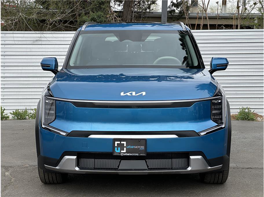 Used 2024 Kia EV9 Wind image 7