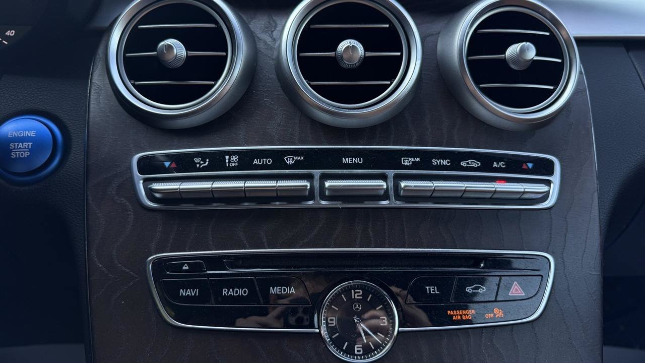 Used 2017 Mercedes-Benz C 300 4MATIC Coupe image 46