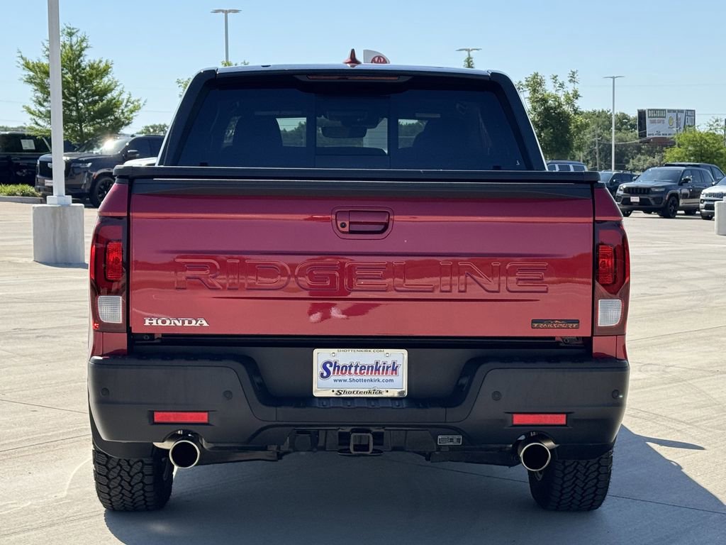 Used 2025 Honda Ridgeline TrailSport image 5