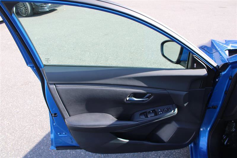 Used 2023 Nissan Sentra SV image 11