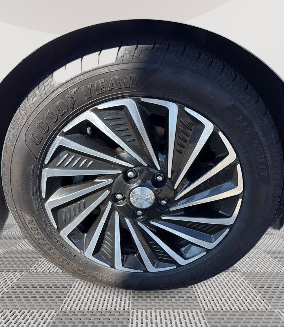 Used 2022 Hyundai Sonata Limited image 10