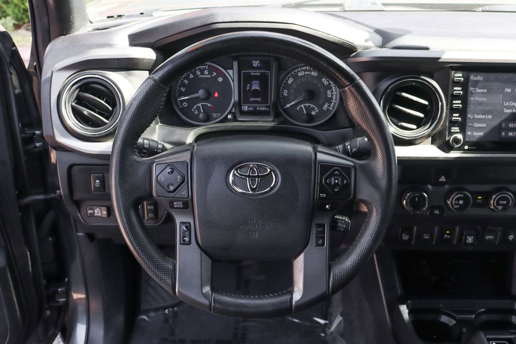 Used 2020 Toyota Tacoma TRD Off-Road w/ Technology Package AWD/4WD image 23