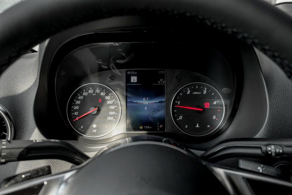 Used 2025 Mercedes-Benz Sprinter 2500 image 14