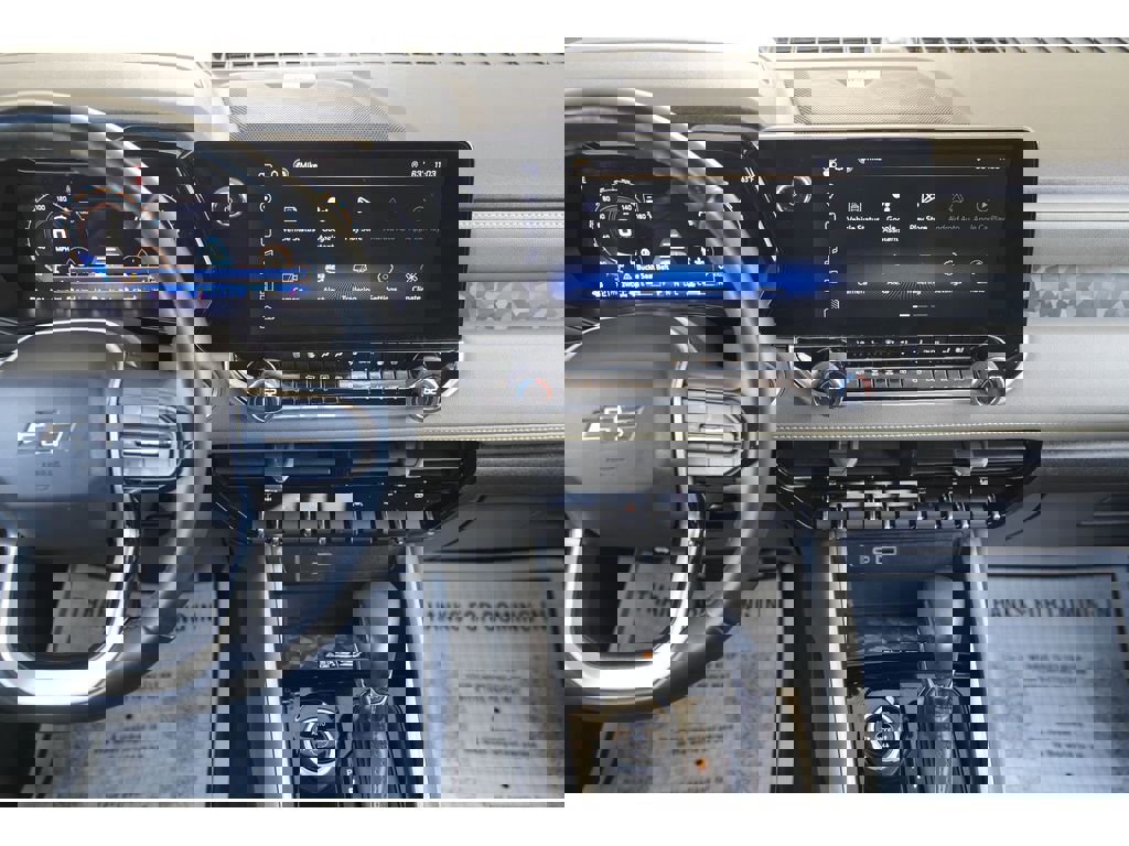 Used 2024 Chevrolet Colorado ZR2 w/ ZR2 Convenience Package III image 16