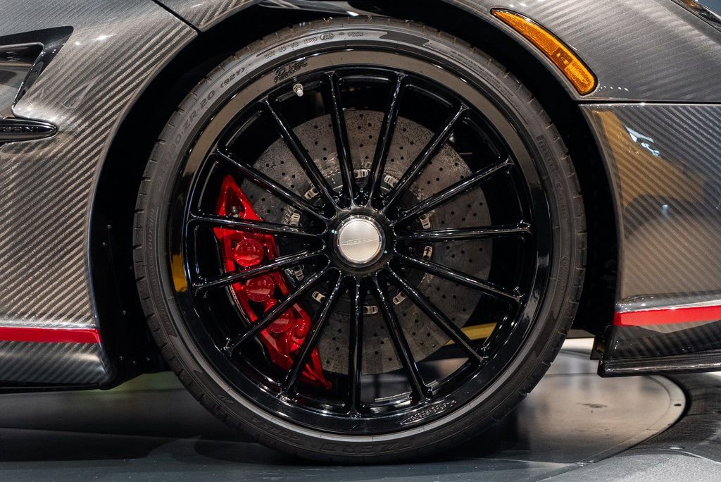 Used 2017 Pagani Huayra image 17