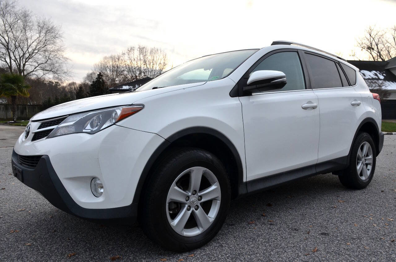 Used 2014 Toyota RAV4 XLE image 3