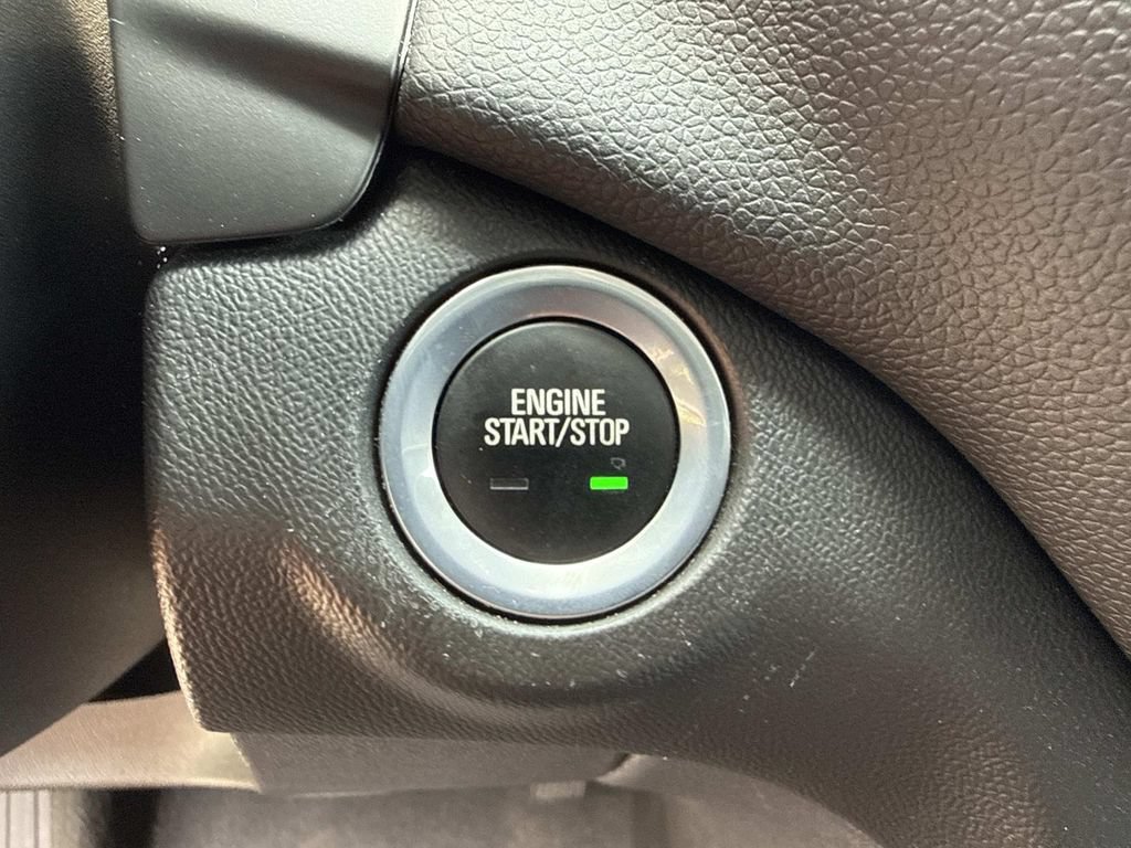 Used 2018 Chevrolet Equinox LT FWD image 28