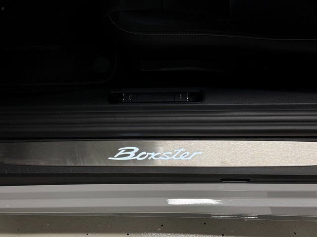 Certified 2024 Porsche 718 Boxster image 33