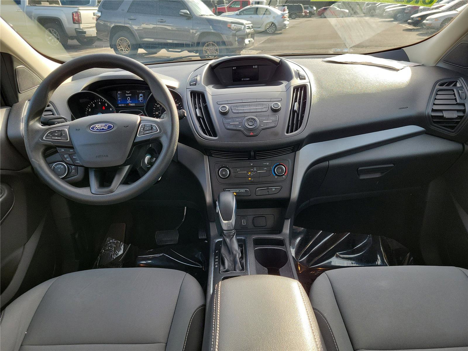 Used 2019 Ford Escape S image 8