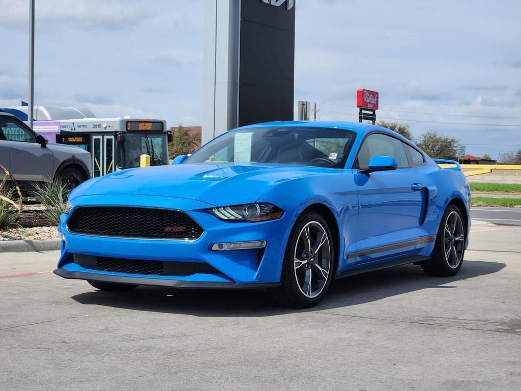Used 2023 Ford Mustang GT Premium w/ Equipment Group 401A RWD image 3