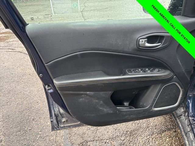 Used 2018 Jeep Compass Latitude w/ Cold Weather Group image 19