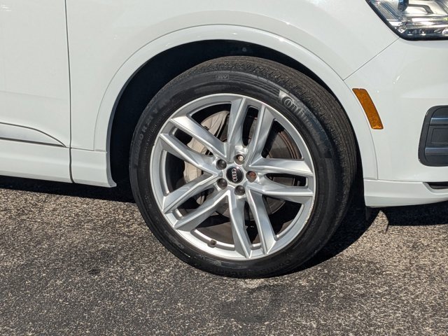 Used 2017 Audi Q7 3.0T Prestige w/ Prestige Package image 11