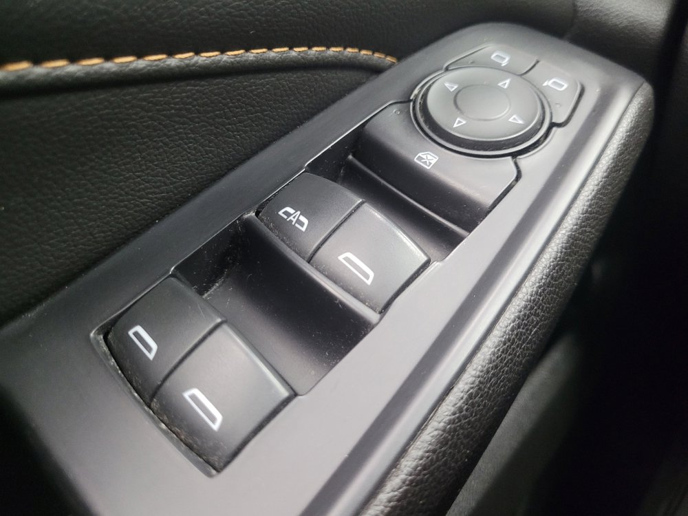 Used 2021 Chevrolet Traverse LT w/ LPO, Blackout Package image 27