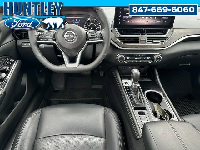 Used 2023 Nissan Altima 2.5 SL AWD/4WD image 13