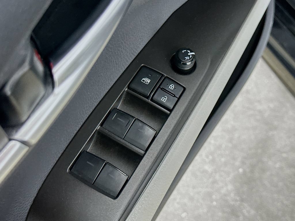 Used 2024 Toyota Camry SE FWD image 20