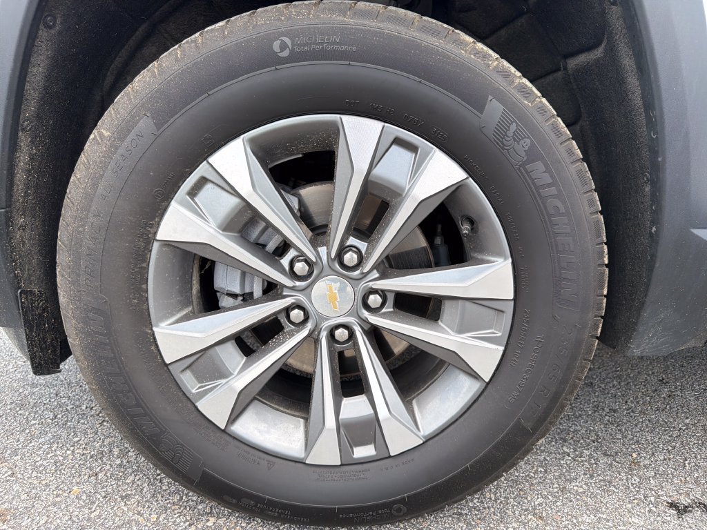 Certified 2026 Chevrolet Equinox LT w/ LPO, Floor Liner Package AWD/4WD image 26