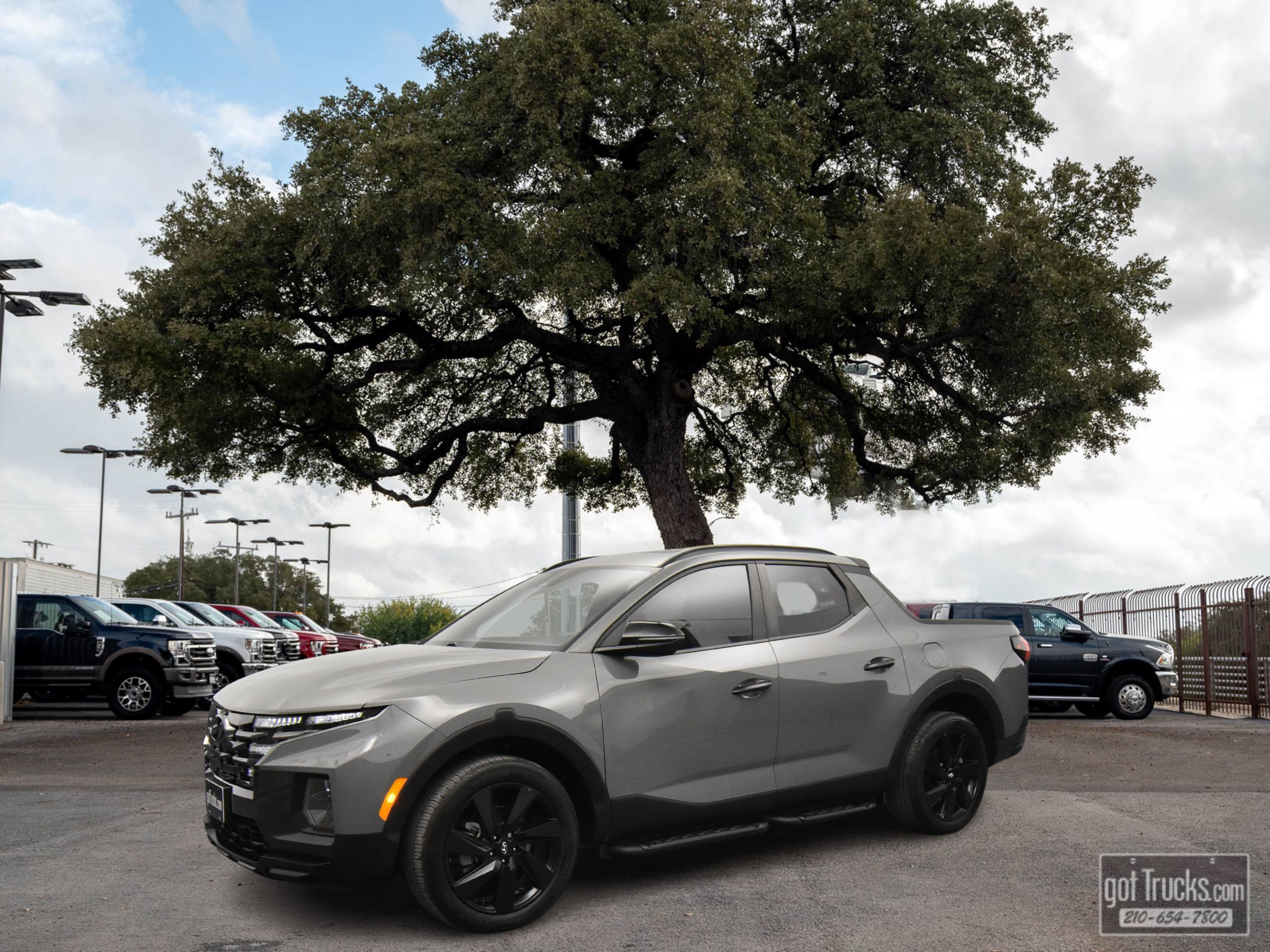 Used 2024 Hyundai Santa Cruz Night