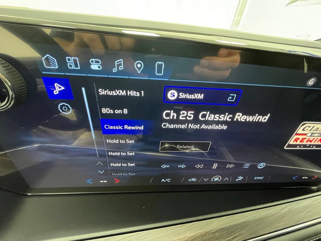 New 2026 Chevrolet Suburban LS AWD/4WD image 27