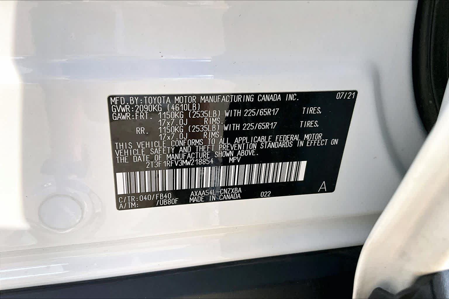 Used 2021 Toyota RAV4 LE AWD/4WD image 35