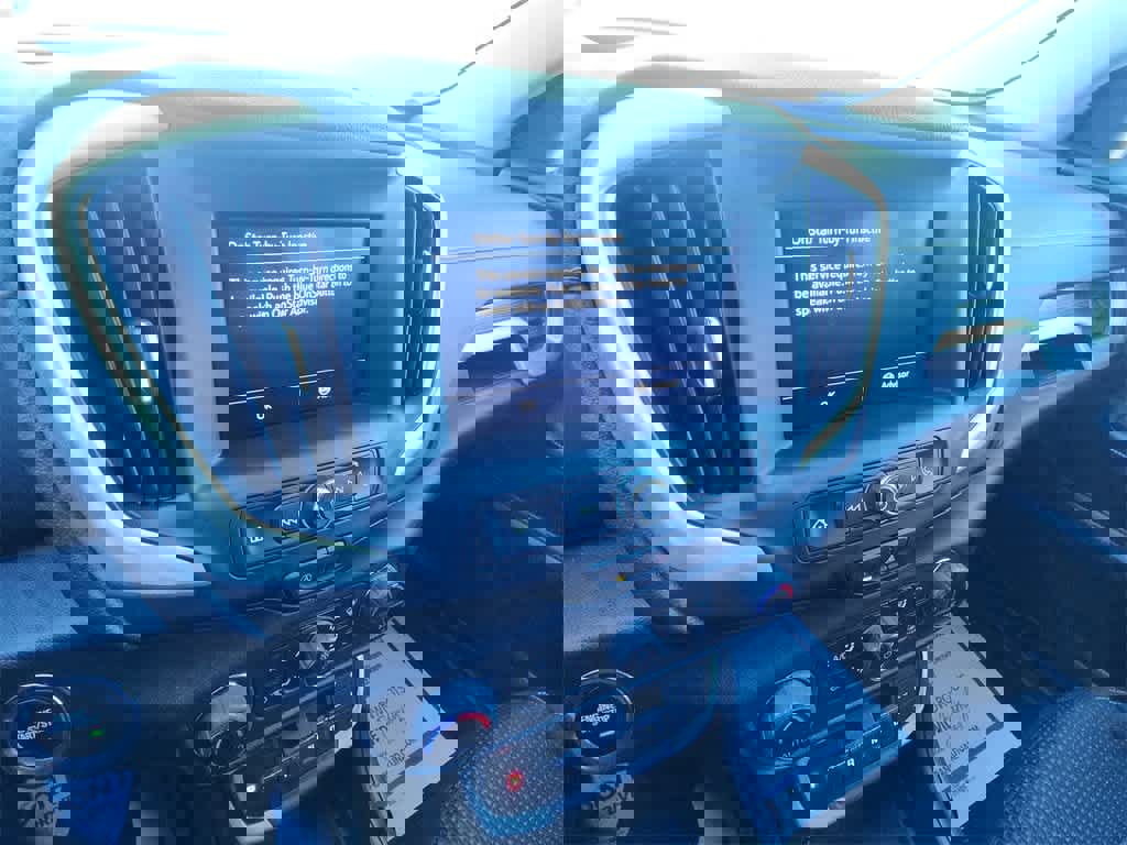 Certified 2024 GMC Terrain SLE w/ Driver Convenience Package image 18