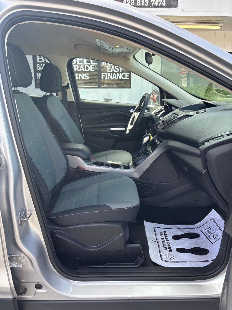 Used 2016 Ford Escape SE AWD/4WD image 31