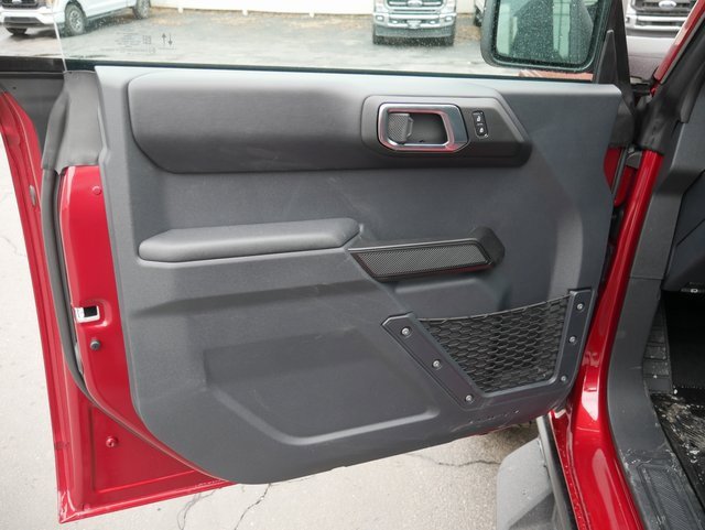 New 2025 Ford Bronco Badlands image 14