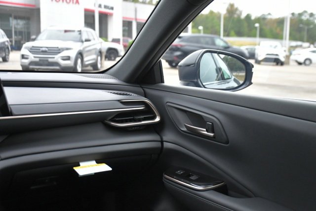 New 2026 Toyota Crown XLE image 29