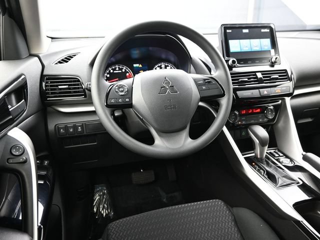 New 2026 Mitsubishi Eclipse Cross LE AWD/4WD image 17