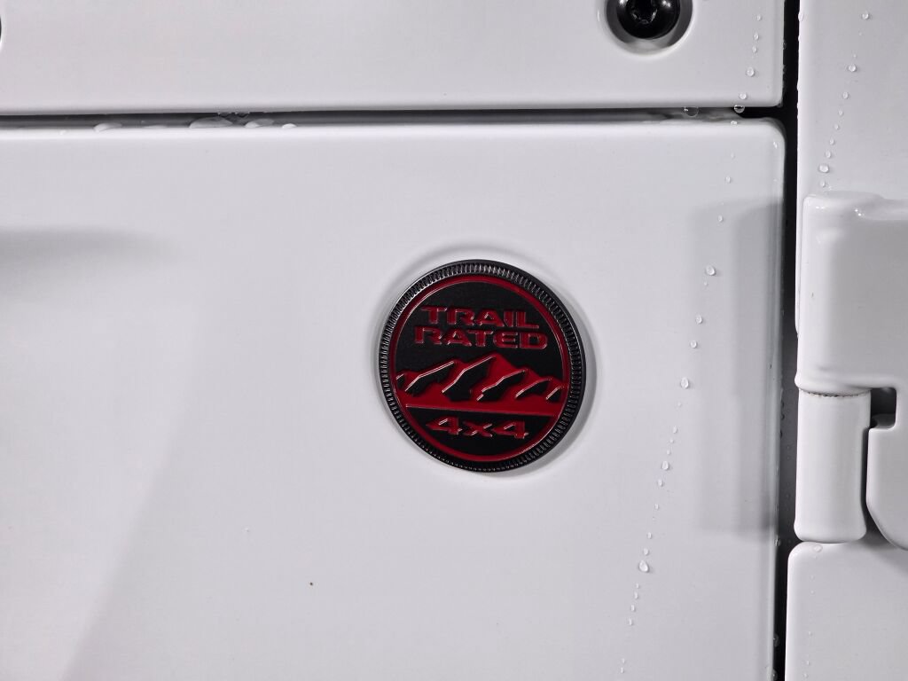 Used 2026 Jeep Wrangler Unlimited Rubicon AWD/4WD image 13