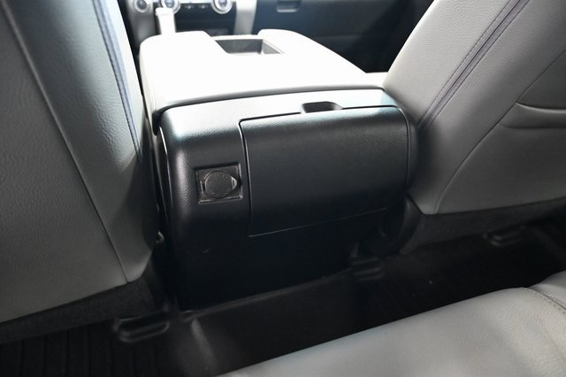 Used 2014 Toyota Tundra Limited w/ Limited Premium Package image 28