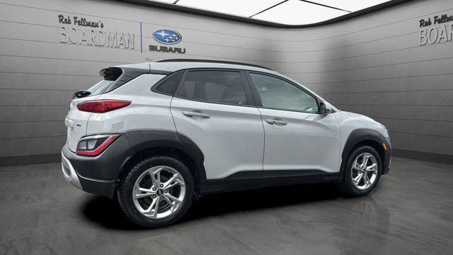 Used 2023 Hyundai Kona SEL AWD/4WD image 4