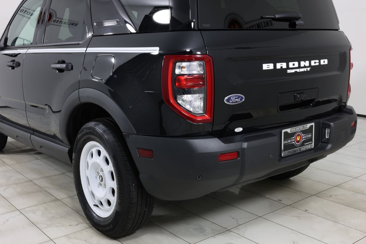 Used 2025 Ford Bronco Sport Heritage w/ Convenience Package AWD/4WD image 42
