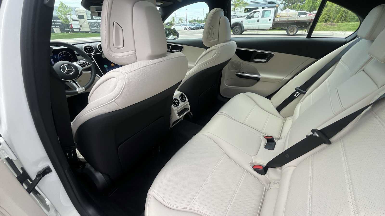 Used 2026 Mercedes-Benz C 300 4MATIC Sedan image 13