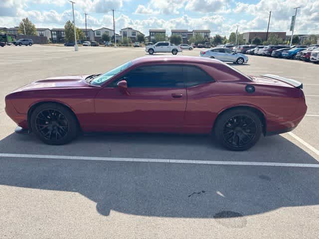 Used 2020 Dodge Challenger R/T w/ Blacktop Package RWD image 2