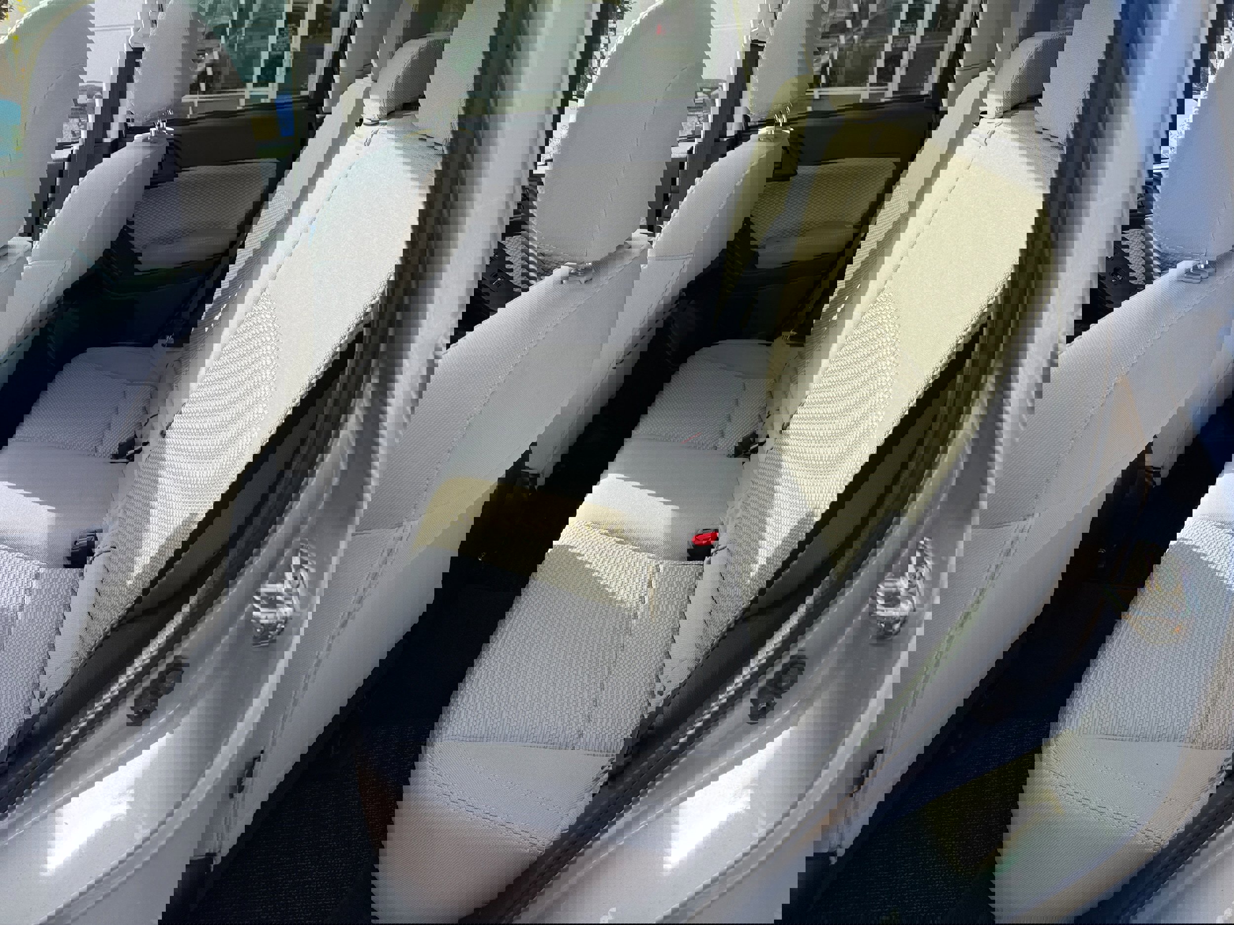 Used 2017 Subaru Forester 2.5i Premium w/ All-Weather Package image 13