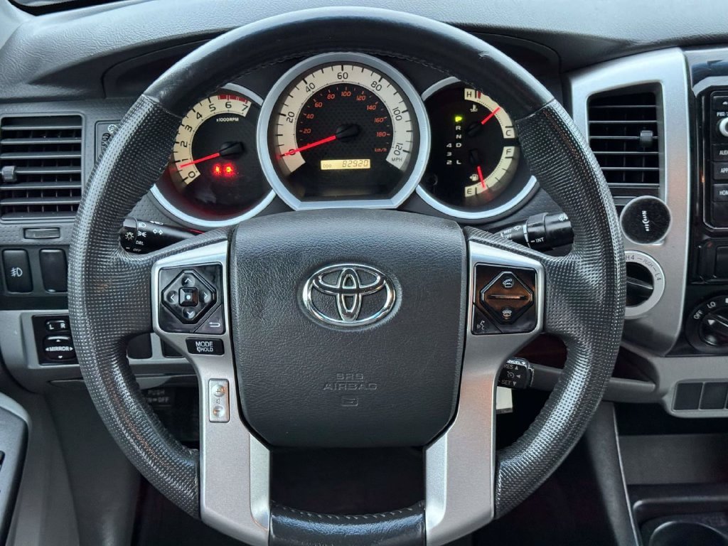 Used 2014 Toyota Tacoma 4x4 Double Cab w/ SR5 Package image 10