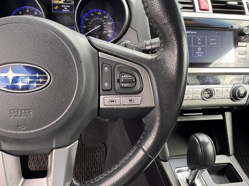 Used 2017 Subaru Outback 2.5i Limited AWD/4WD image 13