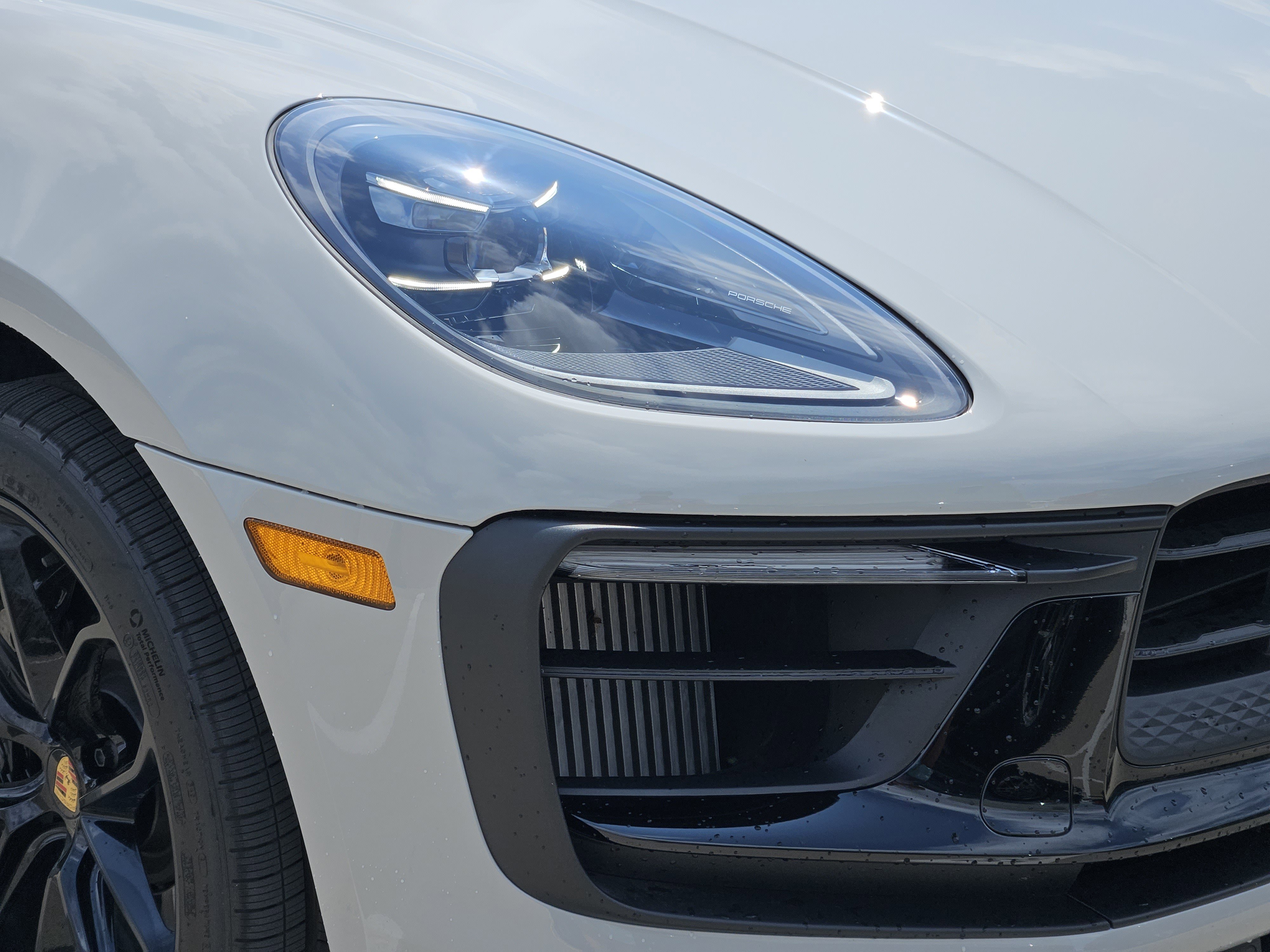 Certified 2026 Porsche Macan GTS image 12