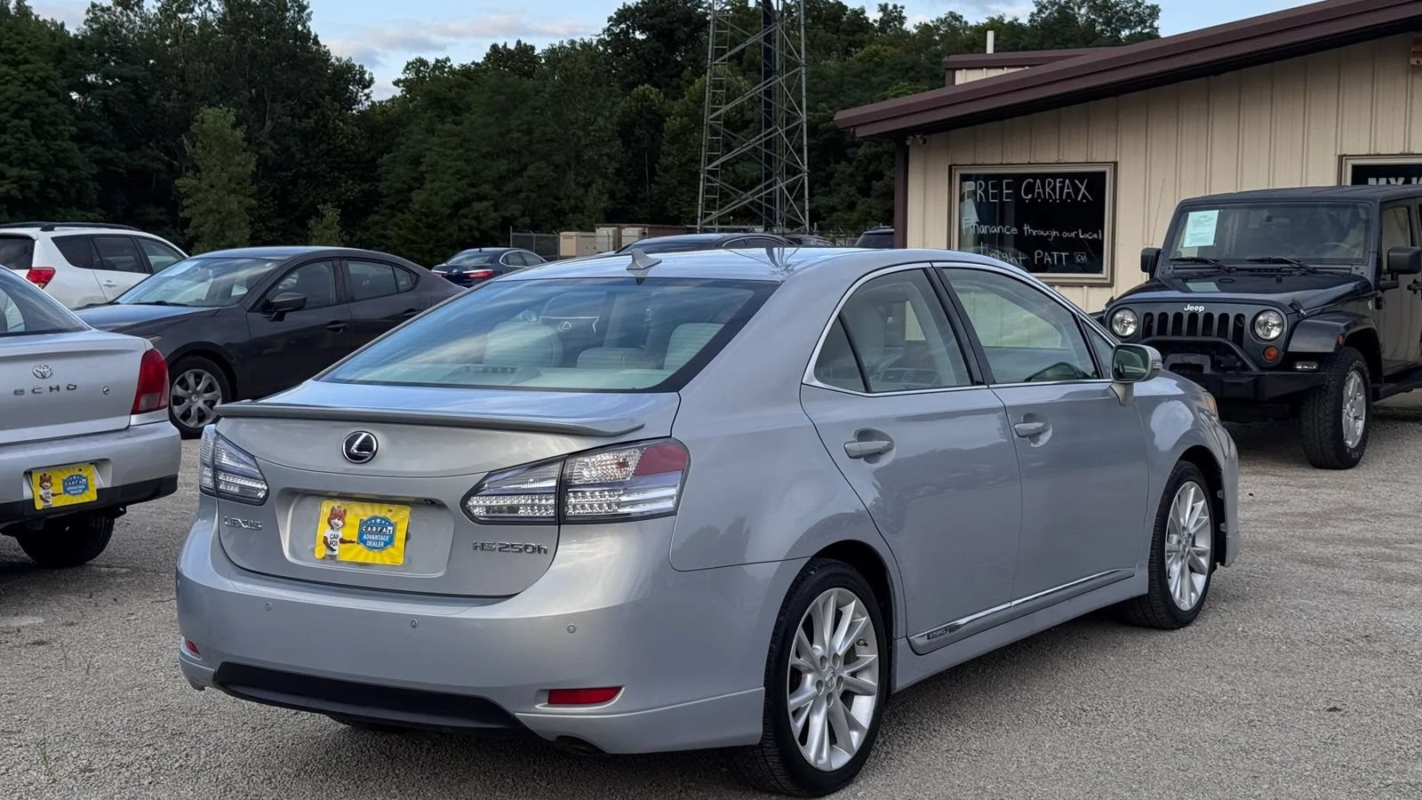 Used 2010 Lexus HS 250h Premium w/ Tech Pkg FWD image 11