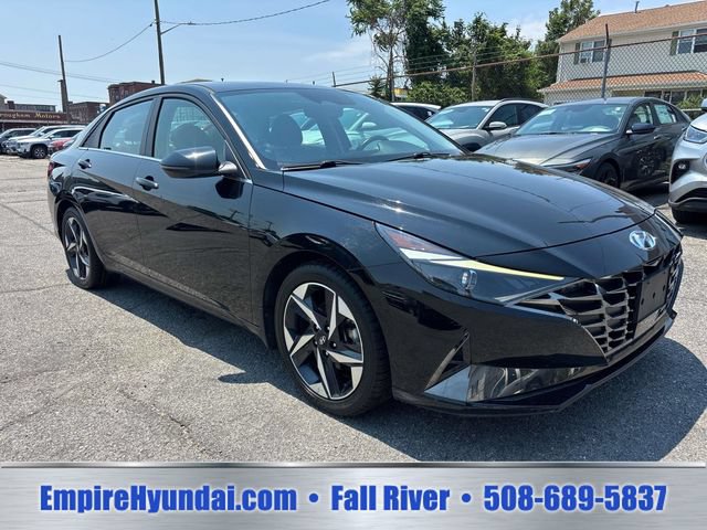 Used 2022 Hyundai Elantra SEL w/ Convenience + Premium Package FWD image 7