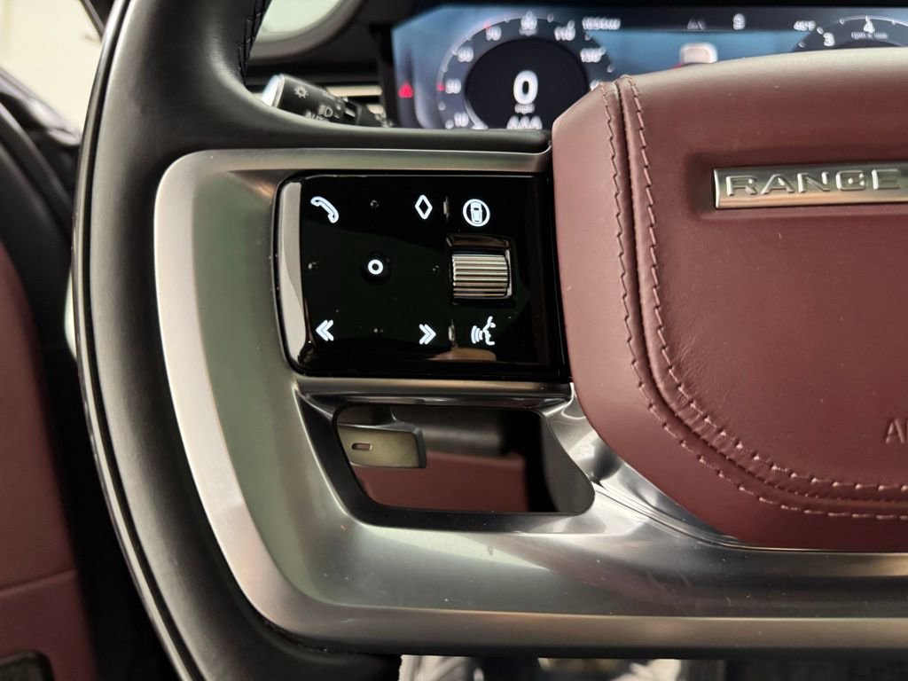 Used 2024 Land Rover Range Rover Autobiography image 16
