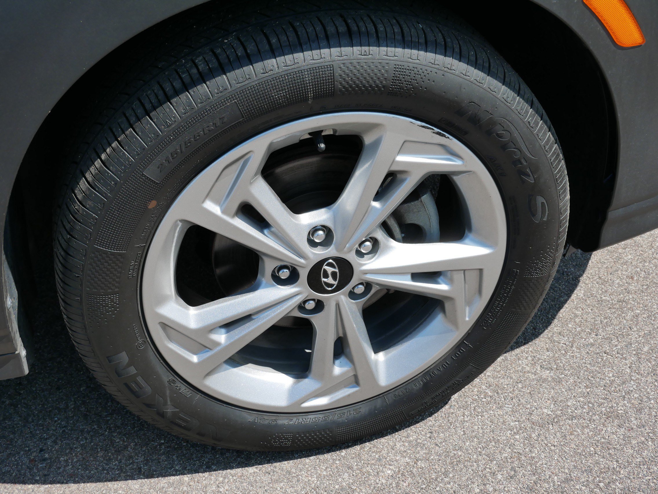 Used 2023 Hyundai Kona SEL FWD image 15