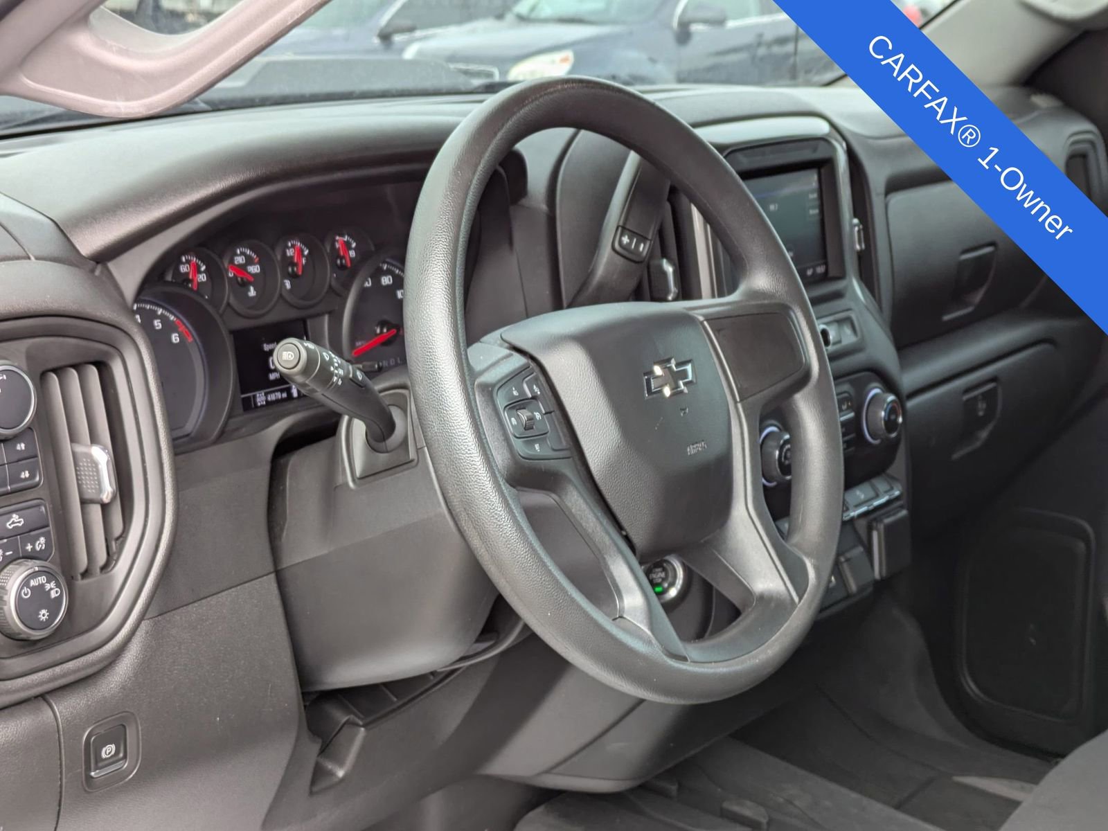 Used 2023 Chevrolet Silverado 1500 Custom Trail Boss w/ LPO, Dark Essentials Package image 2